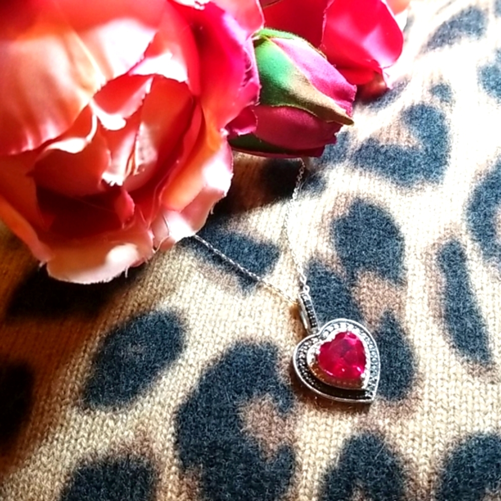 Ruby❤Heart & Marcasite Pendant - Picture 2 of 10